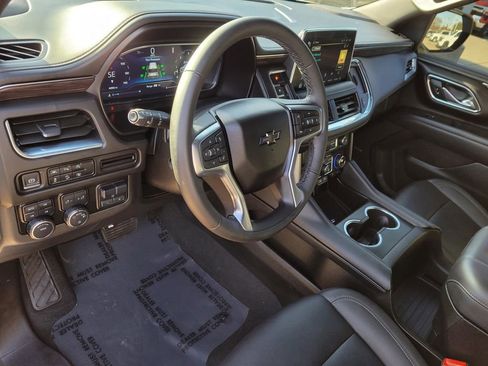 Used 2024 Chevrolet Tahoe Z71 w/ Luxury Package image 27