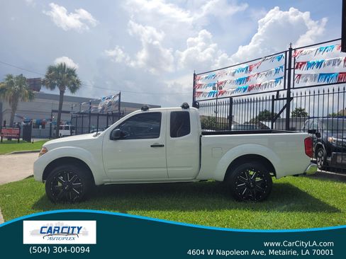 Used 2013 Nissan Frontier S RWD image 5