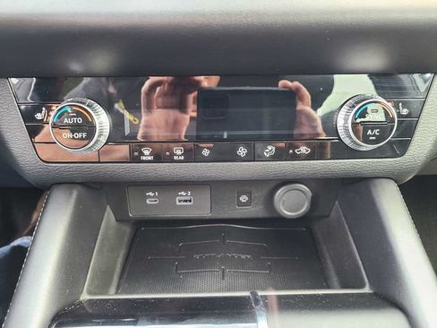 Used 2022 Mitsubishi Outlander SE FWD image 30