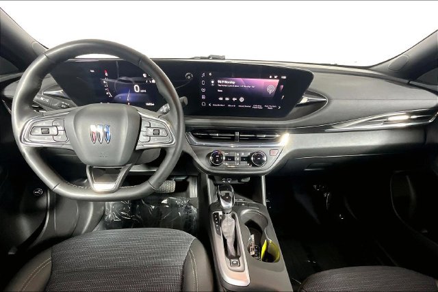 Used 2025 Buick Envista Preferred w/ Convenience I Package FWD image 17