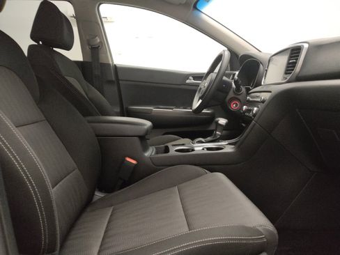 Used 2021 Kia Sportage LX AWD/4WD image 21
