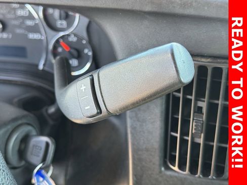 Used 2015 Chevrolet Express 2500 image 13