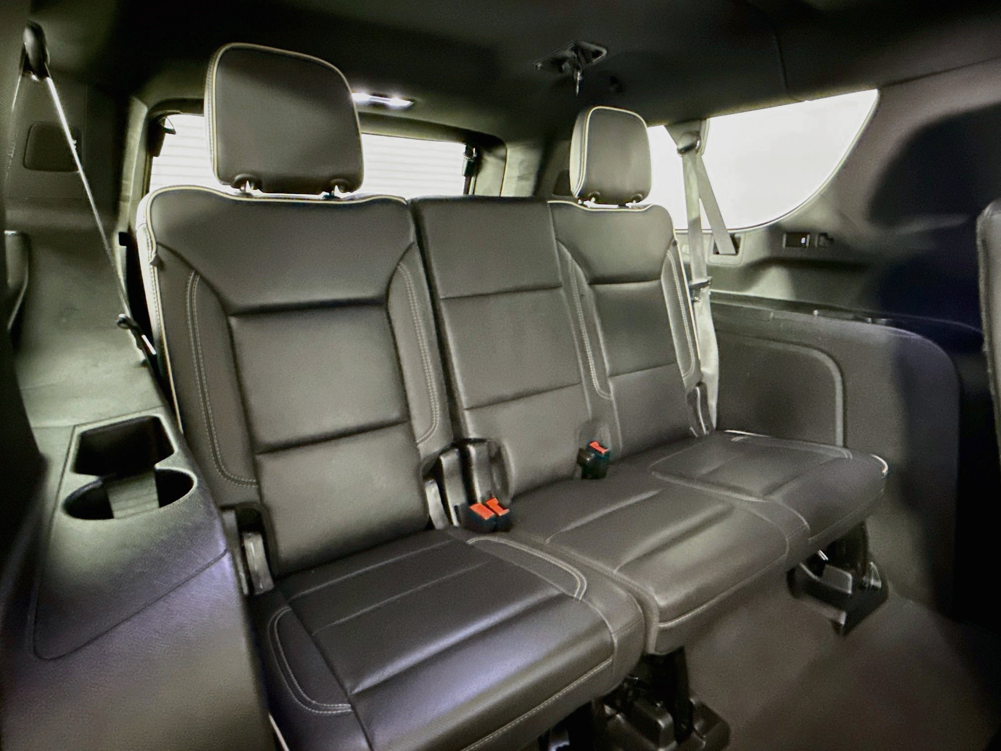 Used 2023 GMC Yukon XL SLT w/ SLT Premium Package AWD/4WD image 32