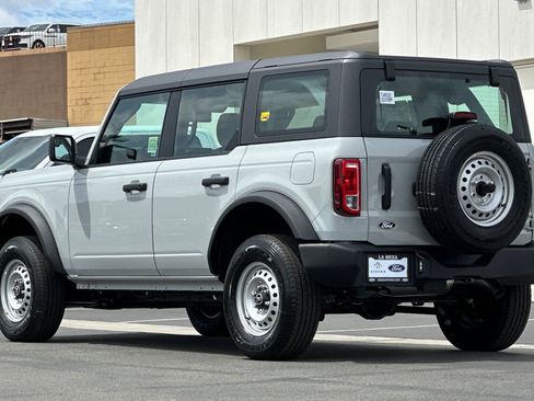 New 2026 Ford Bronco 4-Door AWD/4WD image 5