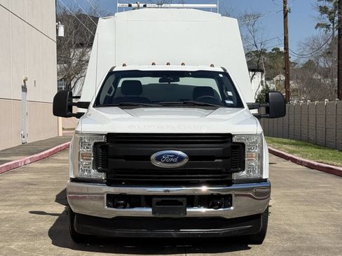 Used 2017 Ford F350 XL w/ XL Value Package image 6