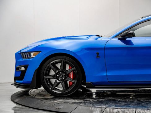 Used 2022 Ford Mustang Shelby GT500 w/ Carbon Fiber Track Pack image 10