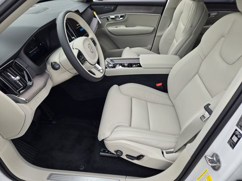 New 2026 Volvo XC90 B6 Ultra image 15