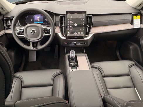 New 2026 Volvo XC90 B5 Ultra image 17