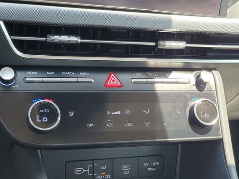 Used 2025 Hyundai Sonata SEL FWD image 14
