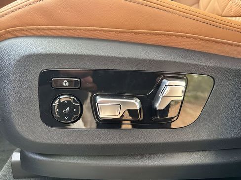 New 2026 BMW X5 xDrive50e w/ Premium Package image 16