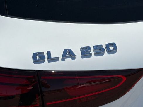 Used 2026 Mercedes-Benz GLA 250 image 35
