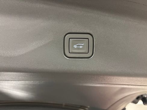 New 2026 Cadillac Vistiq Sport w/ LPO, Floor Liner Package image 21