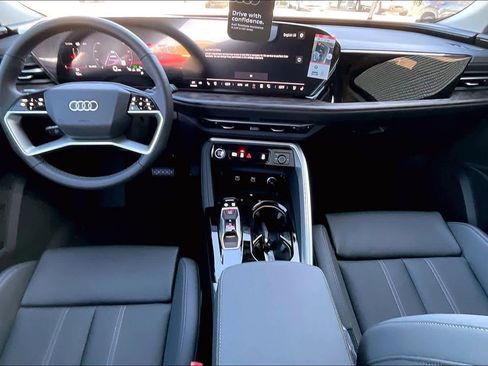 New 2025 Audi Q5 Premium Plus image 5