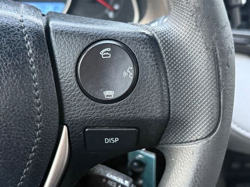 Used 2013 Toyota RAV4 XLE image 24