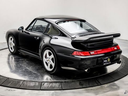 Used 1997 Porsche 911 Carrera S image 16