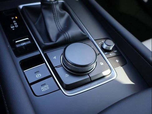 New 2026 MAZDA MAZDA3 2.5 S Sedan w/ Preferred Pkg image 39