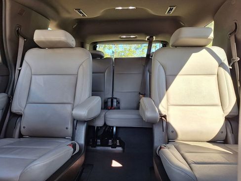 Used 2021 Chevrolet Tahoe Z71 image 23