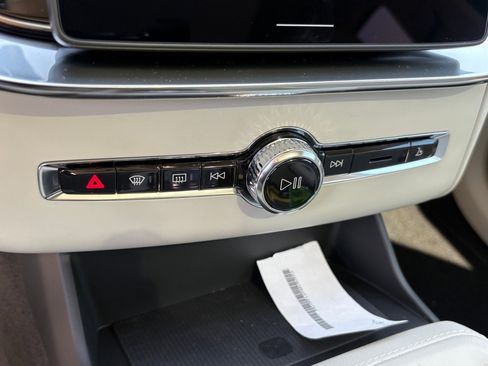 New 2026 Volvo XC90 B6 Ultra image 16