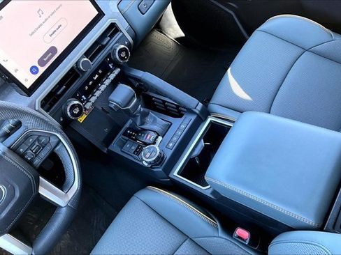 Used 2025 Toyota Tacoma 4x4 Double Cab Hybrid image 18