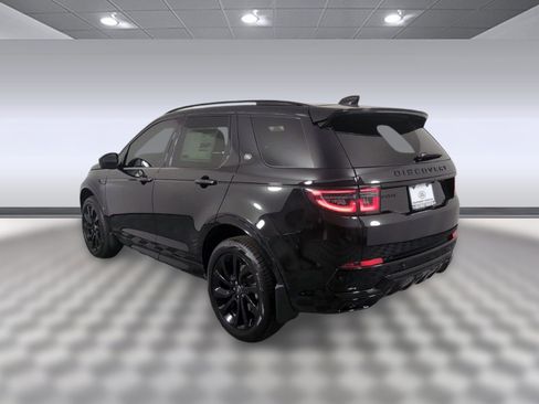 Certified 2025 Land Rover Discovery Sport Dynamic SE image 3