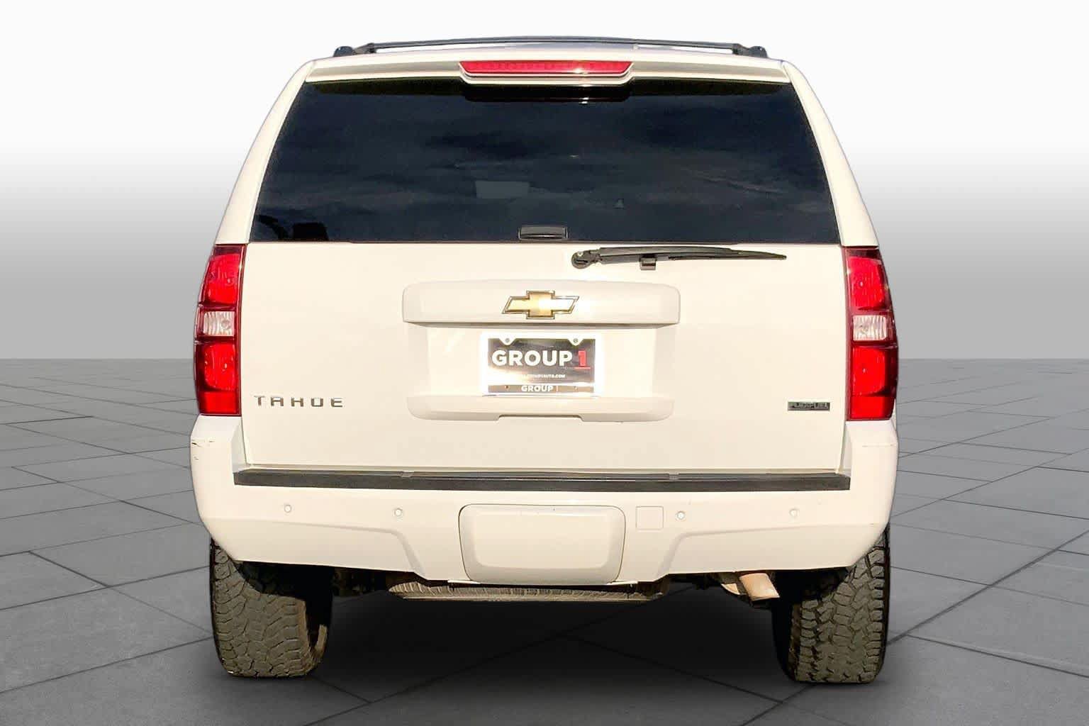 Used 2010 Chevrolet Tahoe LT w/ Luxury Package RWD image 4