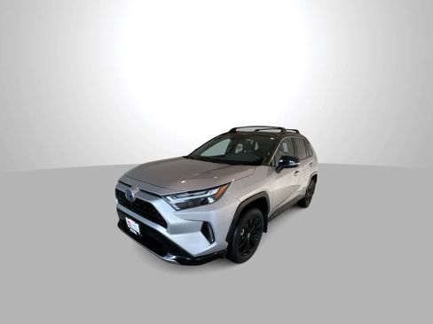 Certified 2022 Toyota RAV4 XSE AWD/4WD image 4