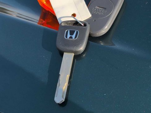 Used 2004 Honda CR-V EX image 31