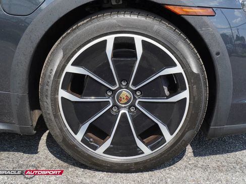 Used 2022 Porsche Taycan 4 Cross Turismo AWD/4WD image 10