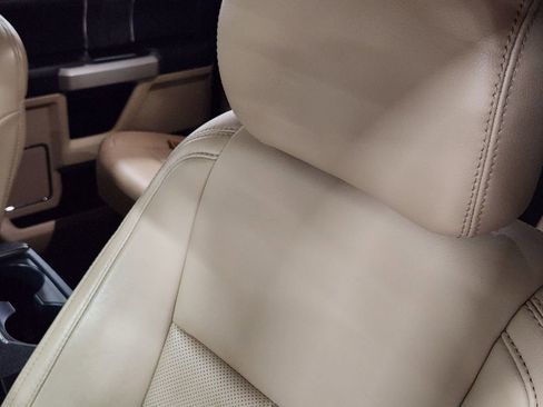 Used 2020 Ford F250 Lariat w/ Lariat Ultimate Package AWD/4WD image 33