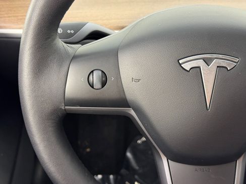 Used 2022 Tesla Model 3 Long Range image 19