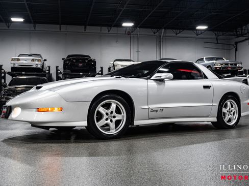 Used 1995 Pontiac Firebird Trans Am image 1
