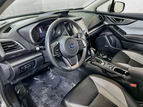 Used 2023 Subaru Crosstrek 2.5i Limited AWD/4WD image 9