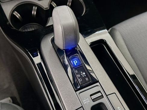 Used 2024 Toyota Prius LE image 25