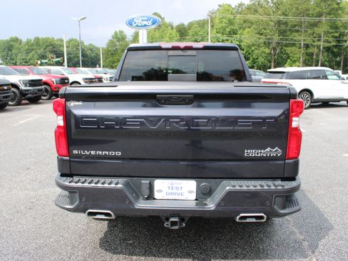Used 2022 Chevrolet Silverado 1500 High Country w/ Z71 Off-Road Package AWD/4WD image 7
