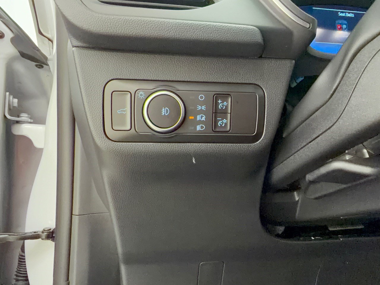 Used 2025 Ford Escape Platinum AWD/4WD image 31