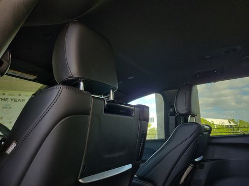 New 2026 Chrysler Pacifica Select FWD image 9