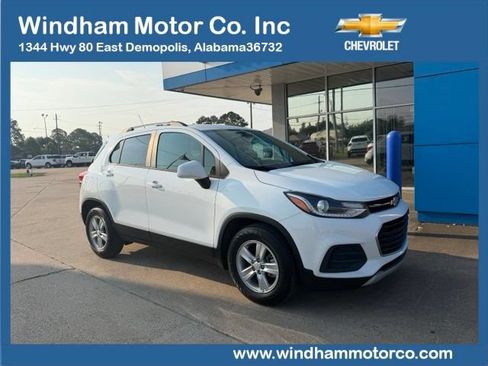Used 2022 Chevrolet Trax LT w/ LT Convenience Package FWD image 1