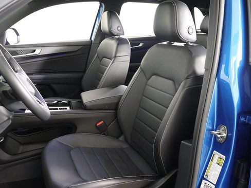 New 2024 Volkswagen Atlas Cross Sport SEL R-Line AWD/4WD image 32