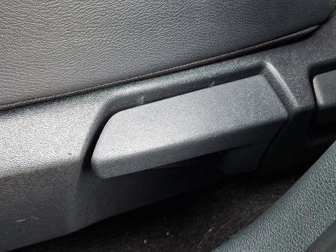Certified 2025 Nissan Kicks SR AWD/4WD image 27