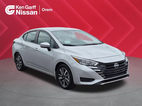 Used 2025 Nissan Versa SV w/ Trunk Package FWD image 1