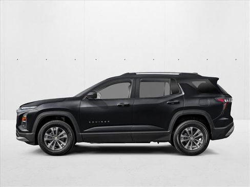 New 2026 Chevrolet Equinox LT FWD image 3