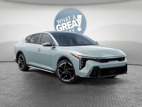 New 2026 Kia K4 GT-Line FWD image 8