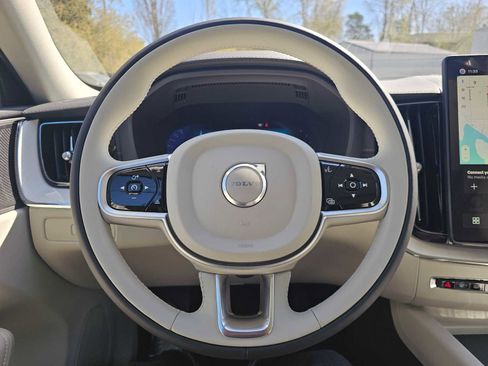 New 2026 Volvo XC60 T8 Ultra w/ Protection Package Premier AWD/4WD image 24