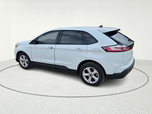 Used 2024 Ford Edge SE AWD/4WD image 4