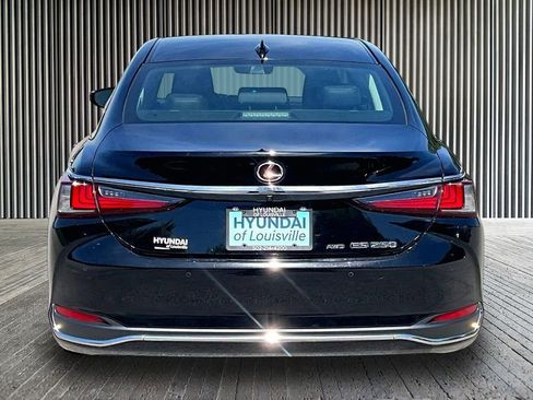 Used 2021 Lexus ES 250 w/ Premium Package AWD/4WD image 5