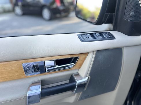 Used 2012 Land Rover LR4 HSE image 10