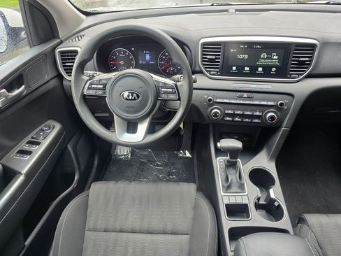Used 2022 Kia Sportage LX image 15