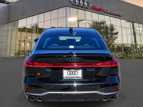 Used 2025 Audi S5 Prestige w/ Prestige Package AWD/4WD image 3