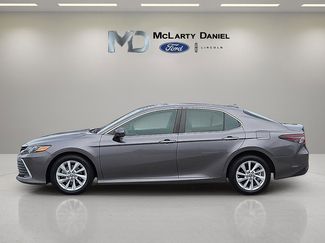Used 2023 Toyota Camry LE video 3