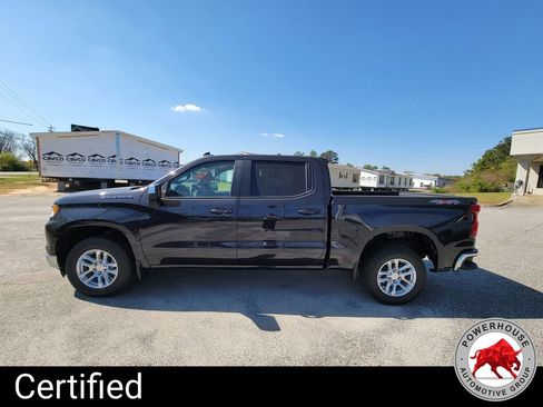 Used 2023 Chevrolet Silverado 1500 LT AWD/4WD image 3
